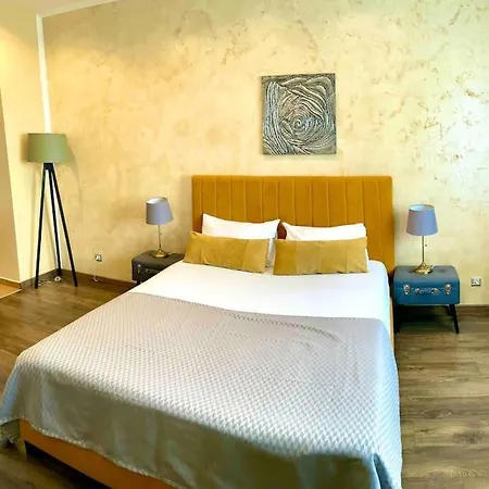 Urban 8 Netflix Bukarest